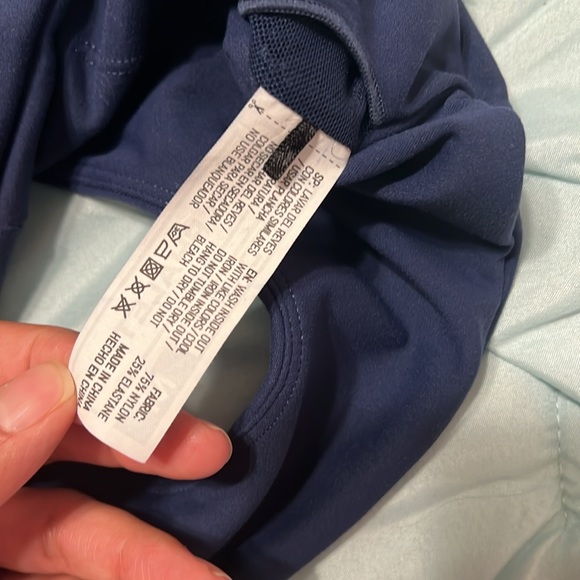 Alphalete Sculpt Aura Bra size medium in color “ink” - Picture 5 of 6